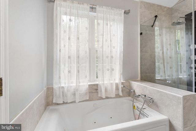 6 HARVARD CIR, Princeton, NJ 08540