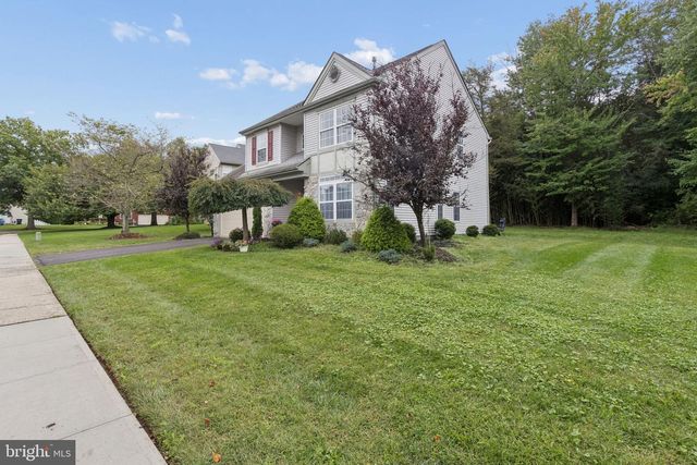 6 HARVARD CIR, Princeton, NJ 08540