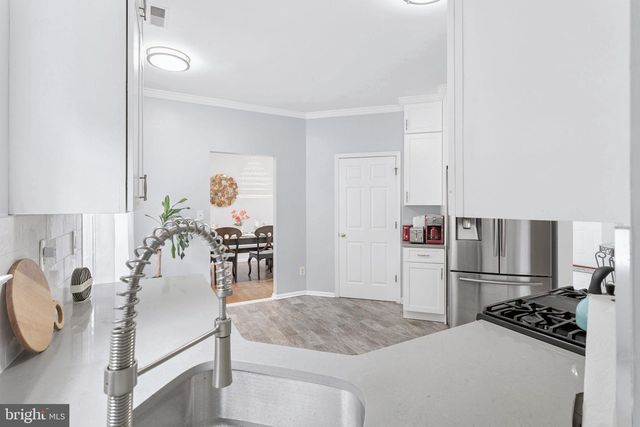 6 HARVARD CIR, Princeton, NJ 08540