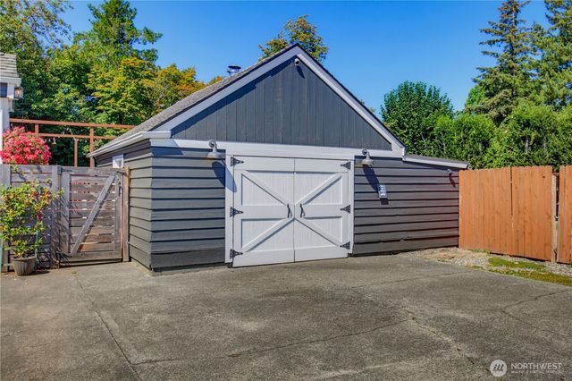 1913 Wilson Ave Avenue, Enumclaw, WA 98022