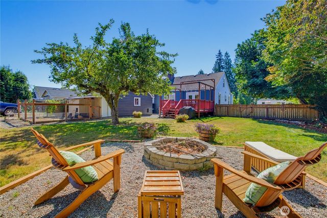 1913 Wilson Ave Avenue, Enumclaw, WA 98022
