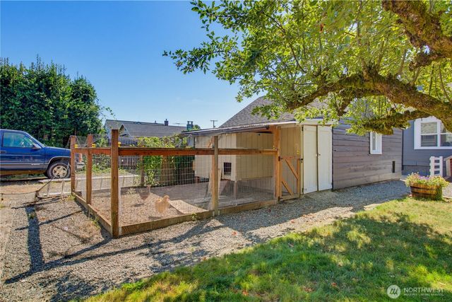 1913 Wilson Ave Avenue, Enumclaw, WA 98022