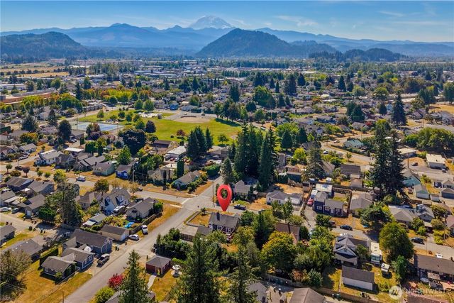 1913 Wilson Ave Avenue, Enumclaw, WA 98022