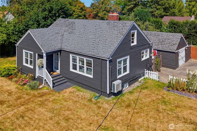 1913 Wilson Ave Avenue, Enumclaw, WA 98022