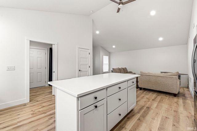 1816 Maplehurst Avenue, Mishawaka, IN 46545