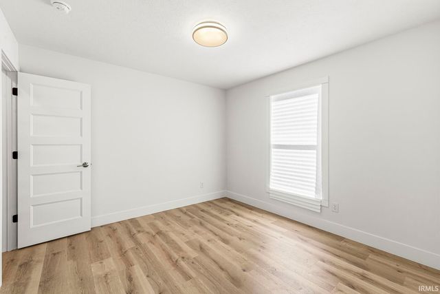 1816 Maplehurst Avenue, Mishawaka, IN 46545