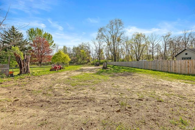 1816 Maplehurst Avenue, Mishawaka, IN 46545
