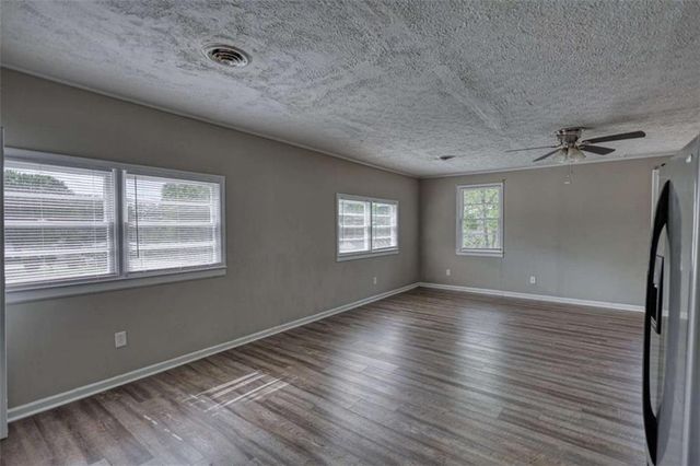180 Capitol Avenue, Winder, GA 30680