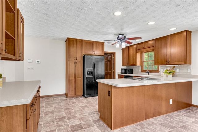75 Wildwood Way, Dallas, GA 30157