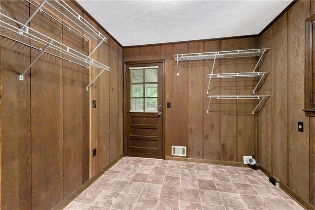 75 Wildwood Way, Dallas, GA 30157