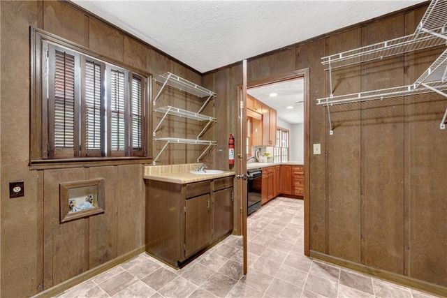 75 Wildwood Way, Dallas, GA 30157