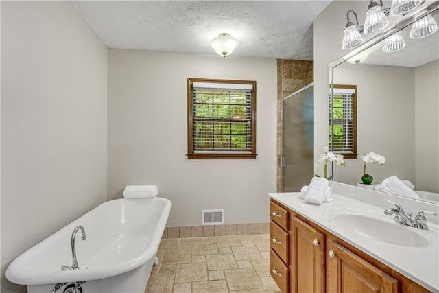 75 Wildwood Way, Dallas, GA 30157