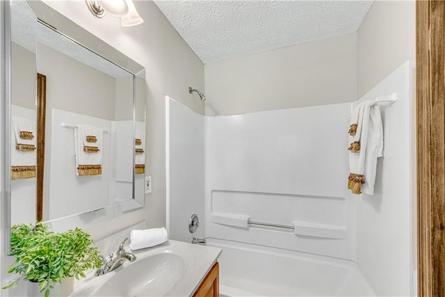 75 Wildwood Way, Dallas, GA 30157