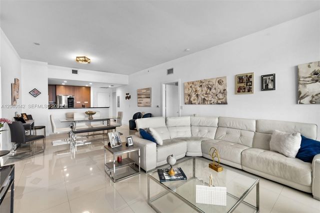 7901 Hispanola Ave 2006, North Bay Village, FL 33141