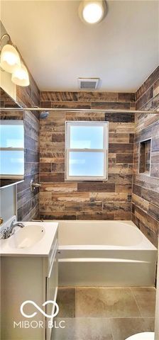 3848 E Pleasant Run Parkway North Drive N, Indianapolis, IN 46201