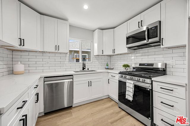 337 E 60th Street, Los Angeles, CA 90003