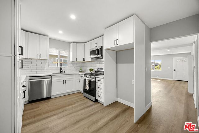 337 E 60th Street, Los Angeles, CA 90003