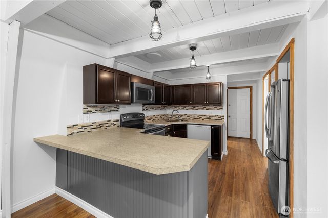 1117 Halsey Drive, Coupeville, WA 98239