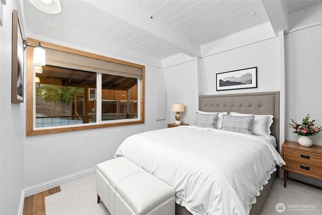 1117 Halsey Drive, Coupeville, WA 98239
