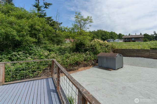 1117 Halsey Drive, Coupeville, WA 98239