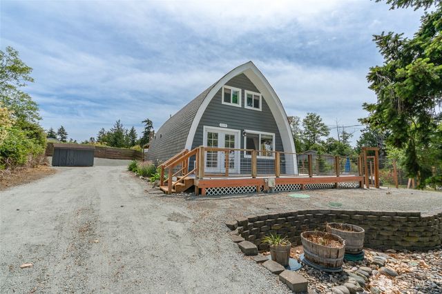 1117 Halsey Drive, Coupeville, WA 98239