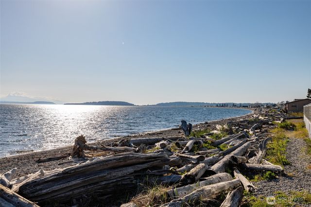 1117 Halsey Drive, Coupeville, WA 98239