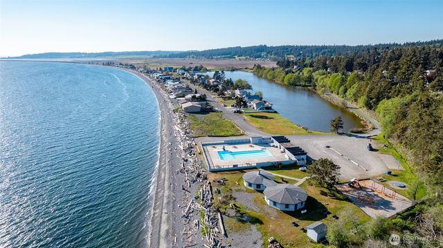 1117 Halsey Drive, Coupeville, WA 98239