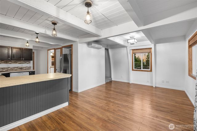 1117 Halsey Drive, Coupeville, WA 98239