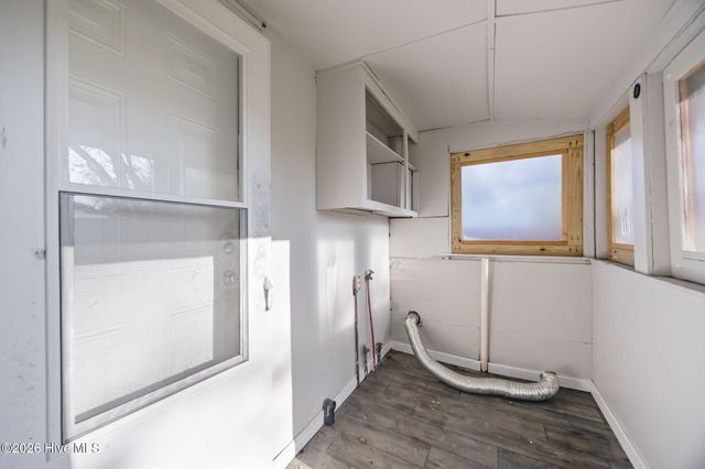 1705 S Pitt Street, Greenville, NC 27834