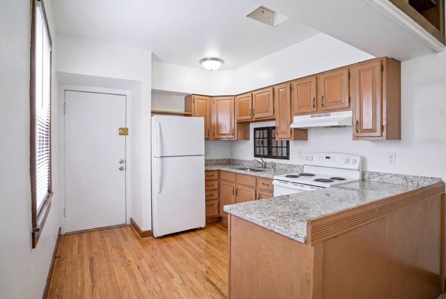694 Marshall Avenue, Saint Paul, MN 55104