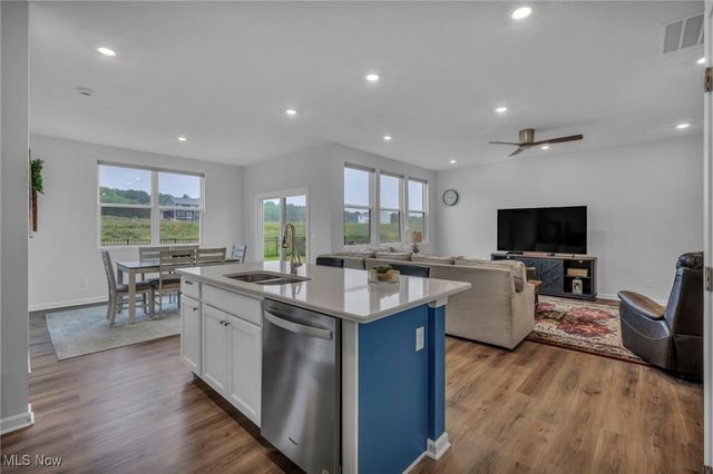 1014 Marissa Drive, Wadsworth, OH 44281