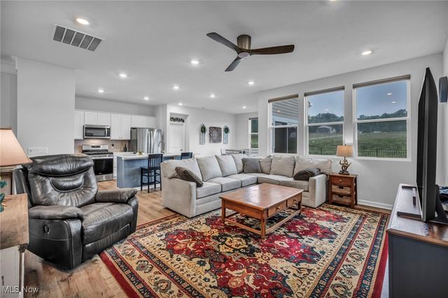 1014 Marissa Drive, Wadsworth, OH 44281