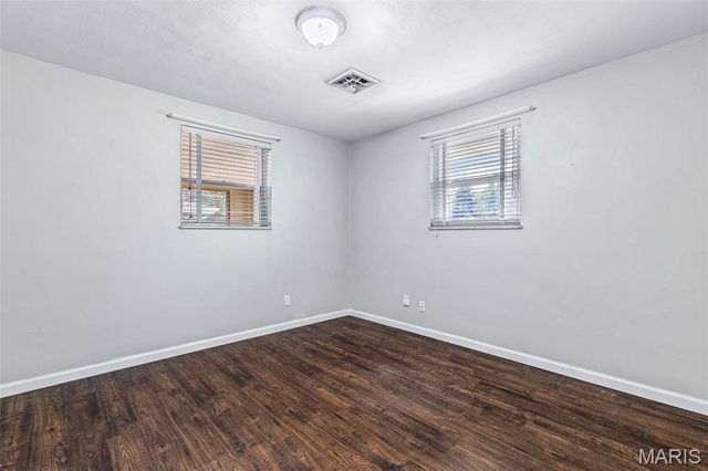 9108 Brownridge Drive, St Louis, MO 63114