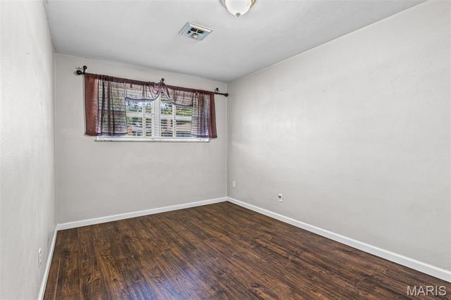 9108 Brownridge Drive, St Louis, MO 63114