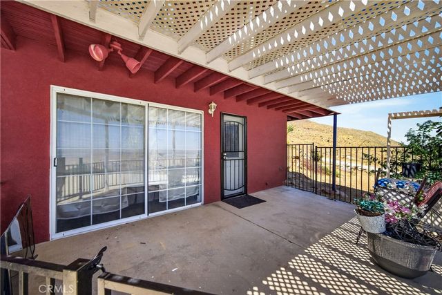 8929 Central Road, Apple Valley, CA 92308