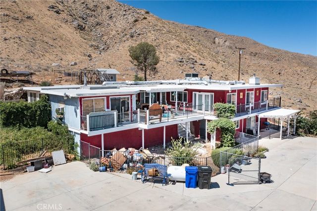 8929 Central Road, Apple Valley, CA 92308