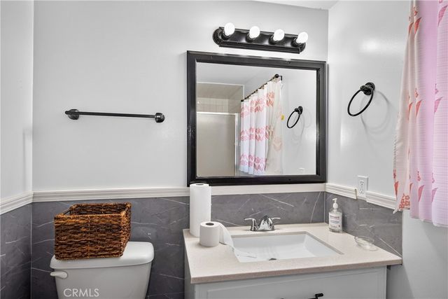 8929 Central Road, Apple Valley, CA 92308