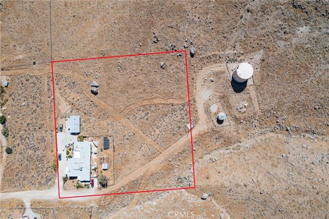 8929 Central Road, Apple Valley, CA 92308