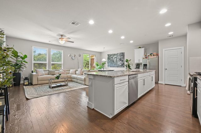 311 Bridgeford DR, Austin, TX 78745