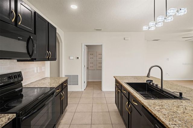 16443 LITTLE GARDEN DRIVE, Wimauma, FL 33598