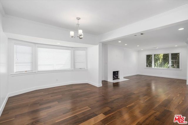 645 N Sierra Bonita Avenue, Los Angeles, CA 90036