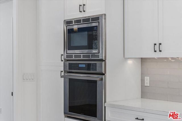 645 N Sierra Bonita Avenue, Los Angeles, CA 90036