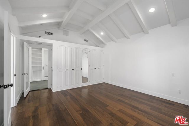 645 N Sierra Bonita Avenue, Los Angeles, CA 90036