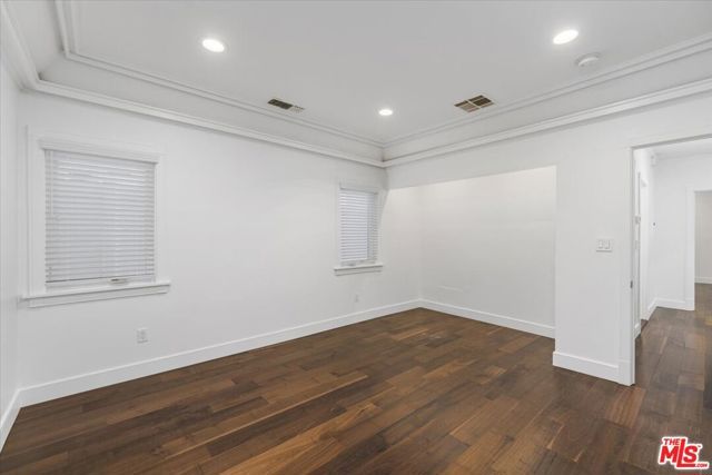 645 N Sierra Bonita Avenue, Los Angeles, CA 90036