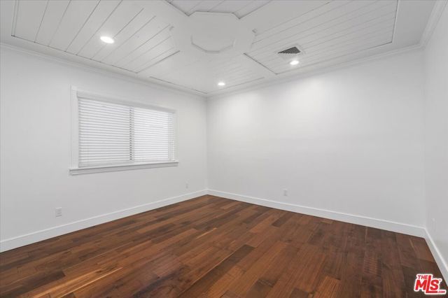 645 N Sierra Bonita Avenue, Los Angeles, CA 90036