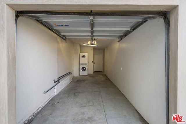 645 N Sierra Bonita Avenue, Los Angeles, CA 90036