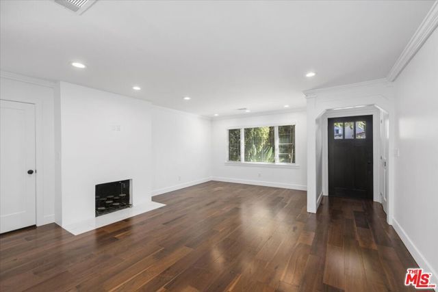 645 N Sierra Bonita Avenue, Los Angeles, CA 90036