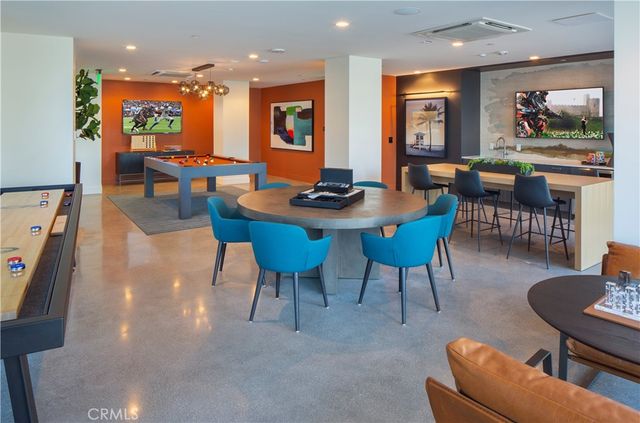 6235 Topanga Canyon Blvd Street 250B, Woodland Hills, CA 91367