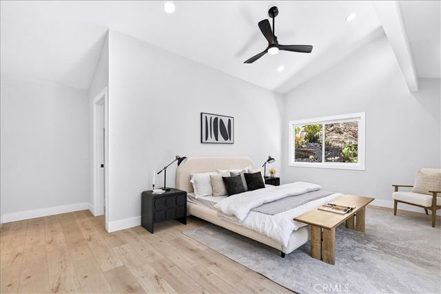 10553 Mcbroom Street, Sunland, CA 91040