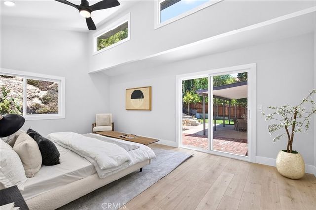 10553 Mcbroom Street, Sunland, CA 91040